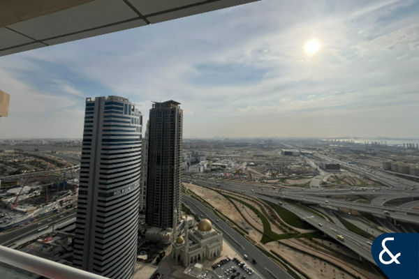 Two Bedroom I High floor I Sea View